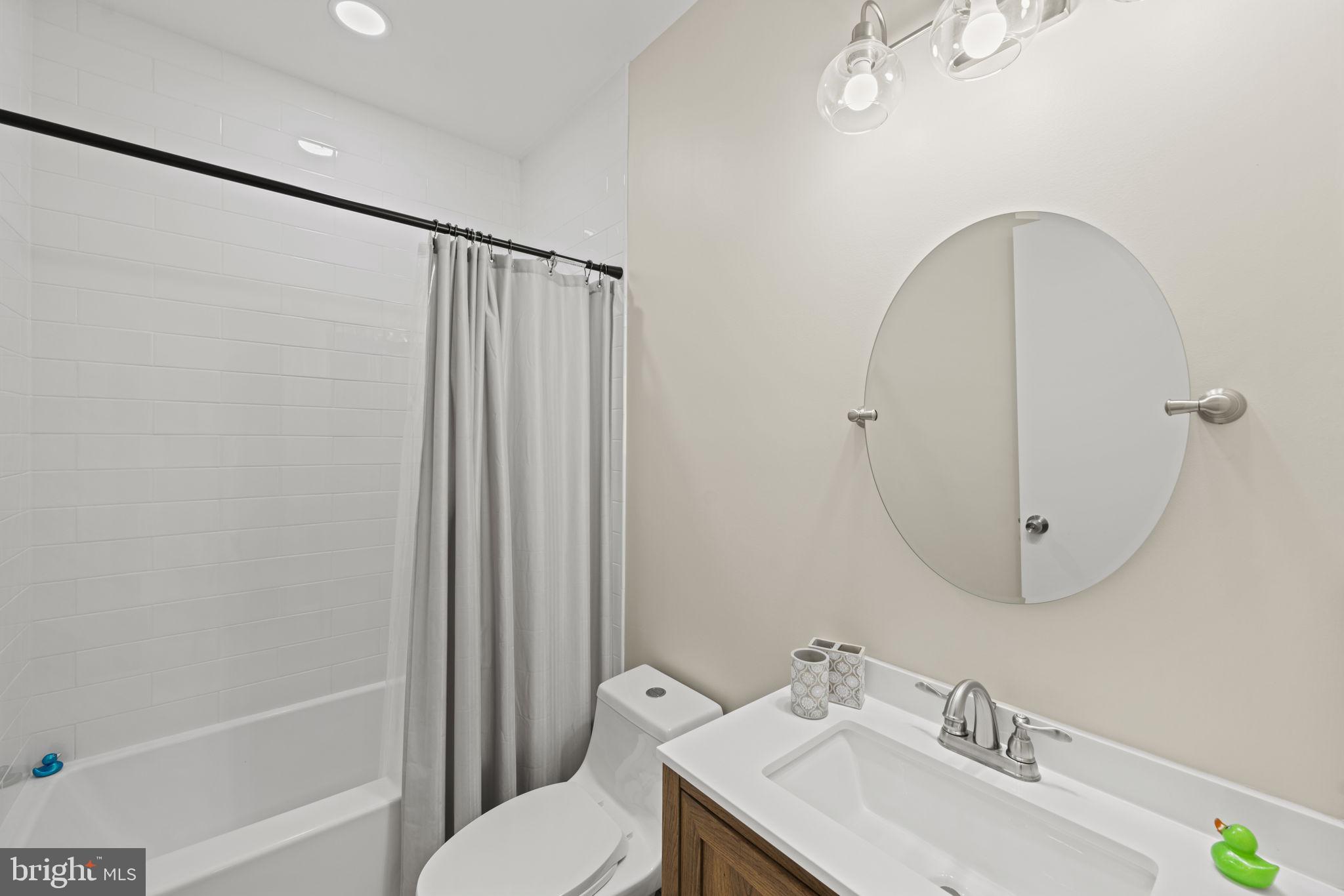 OAKWOOD KNOLLS - Residential