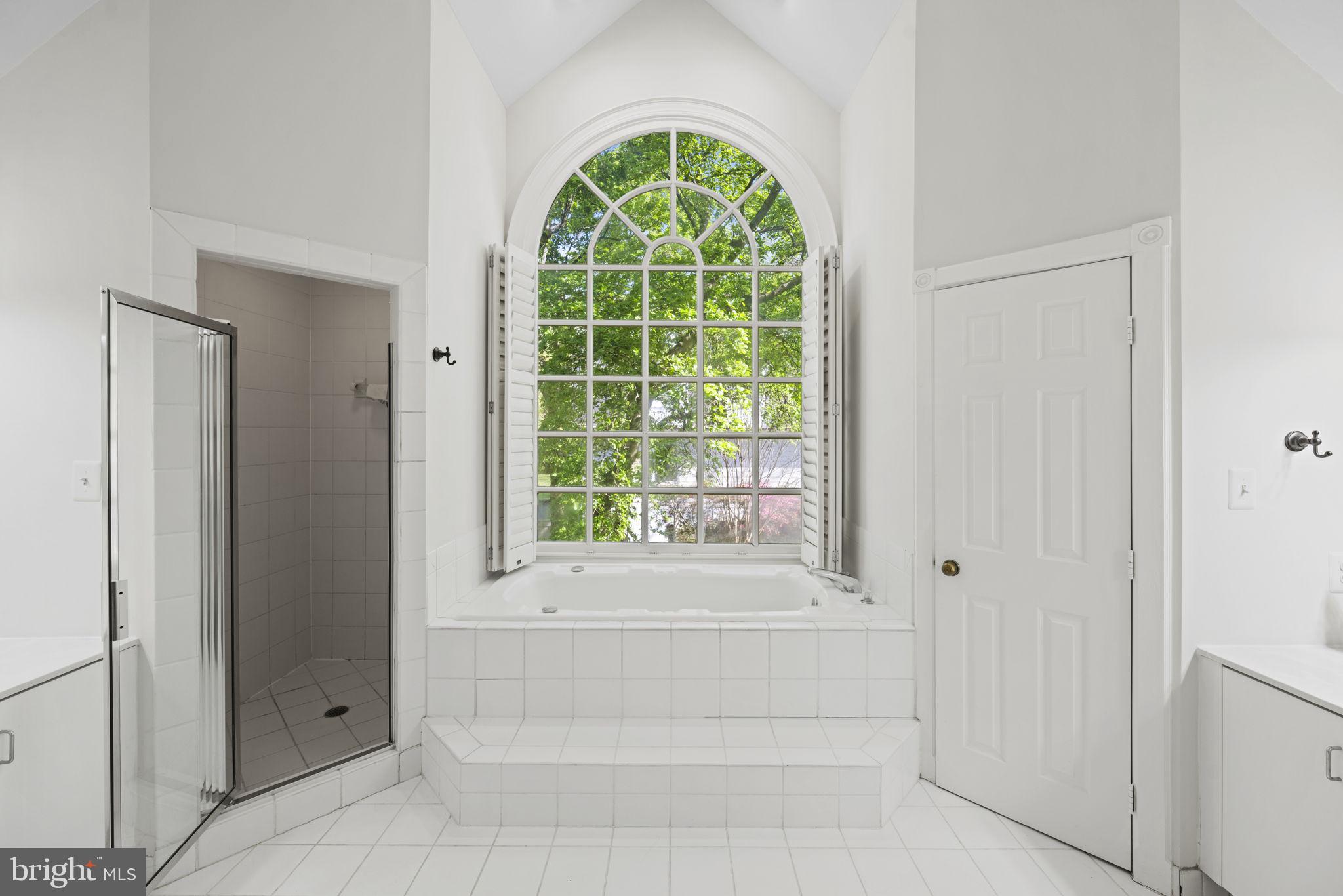 OAKWOOD KNOLLS - Residential