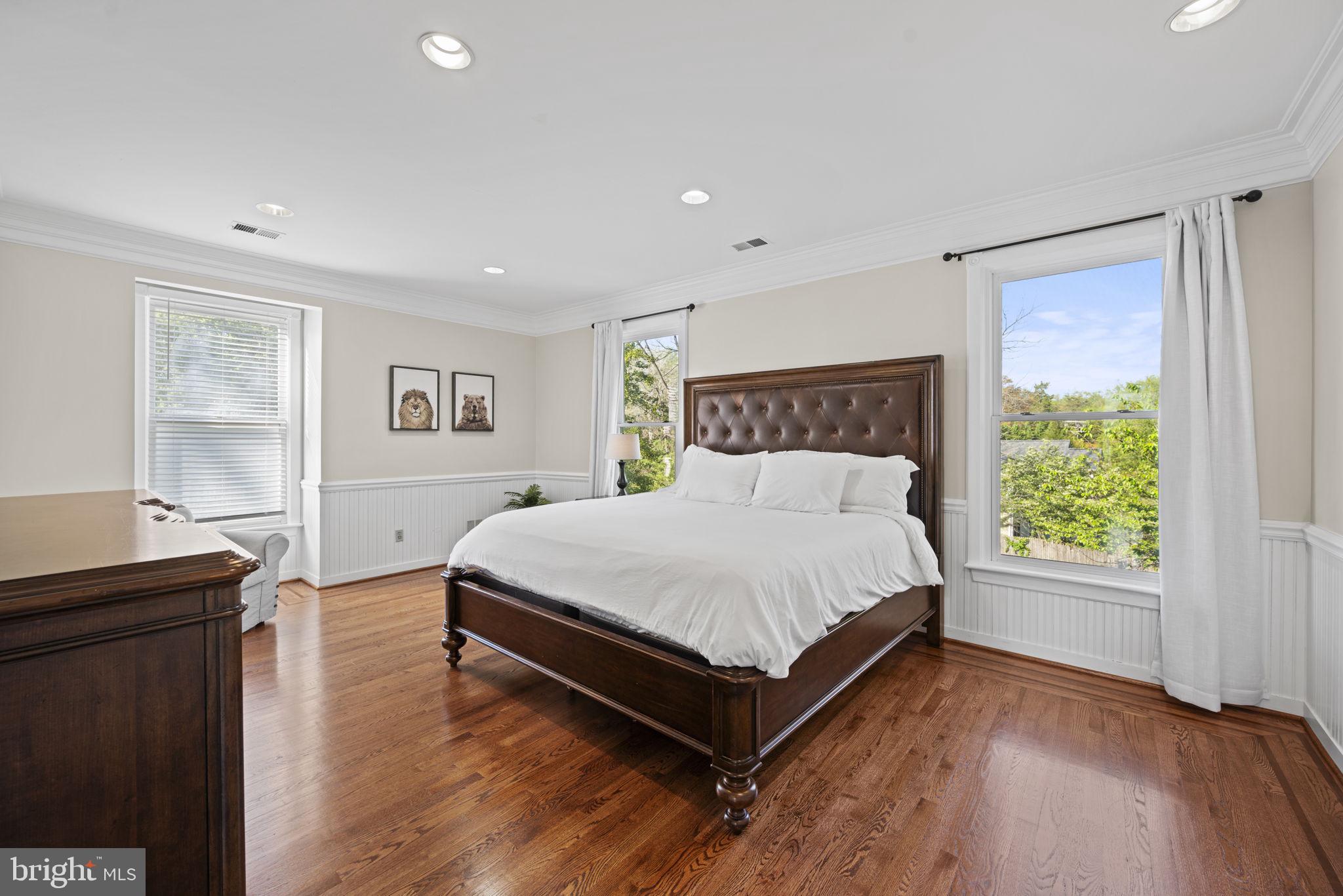 OAKWOOD KNOLLS - Residential