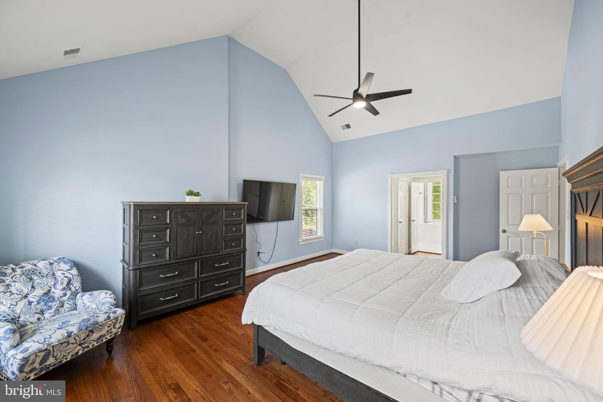 OAKWOOD KNOLLS - Residential