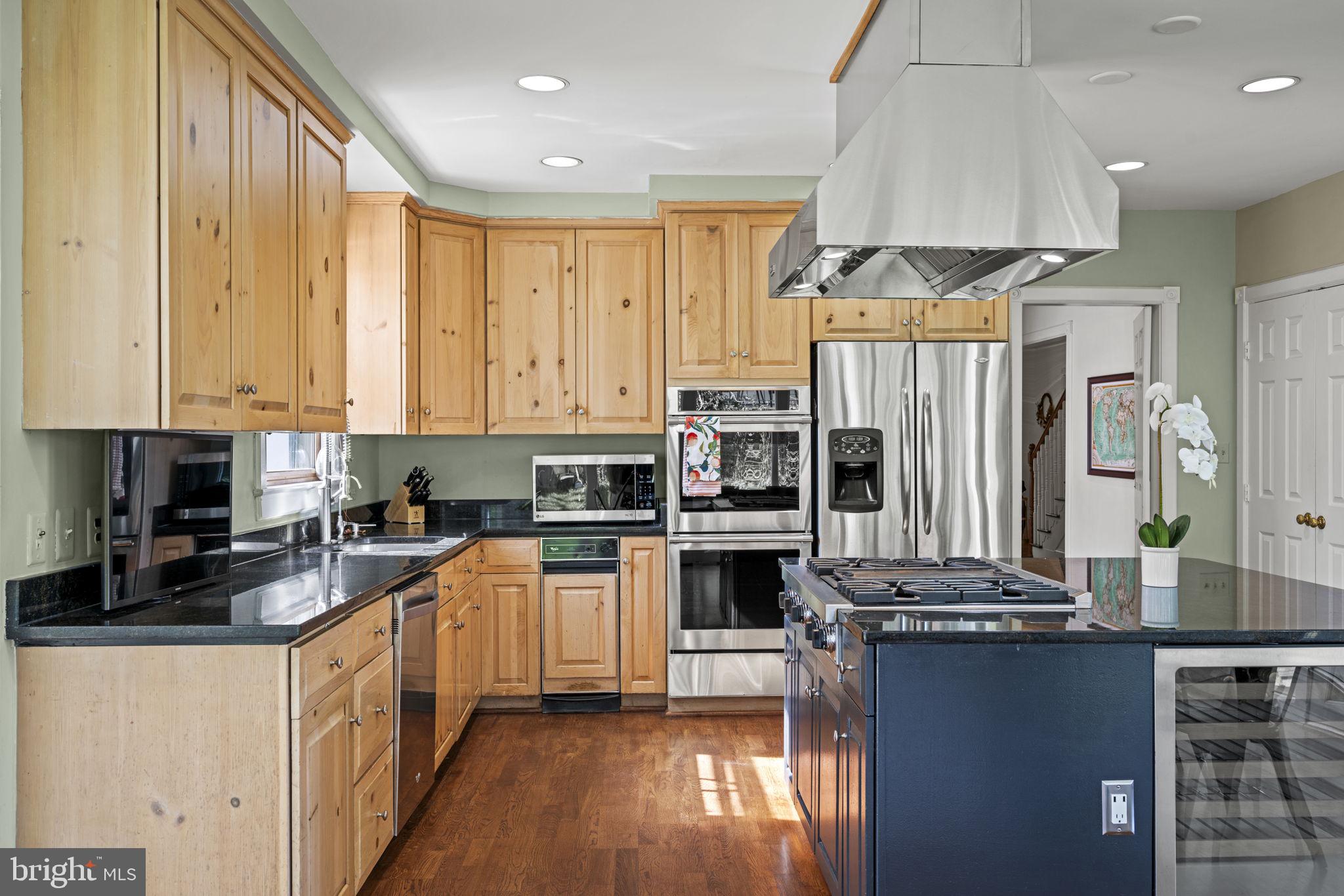 OAKWOOD KNOLLS - Residential