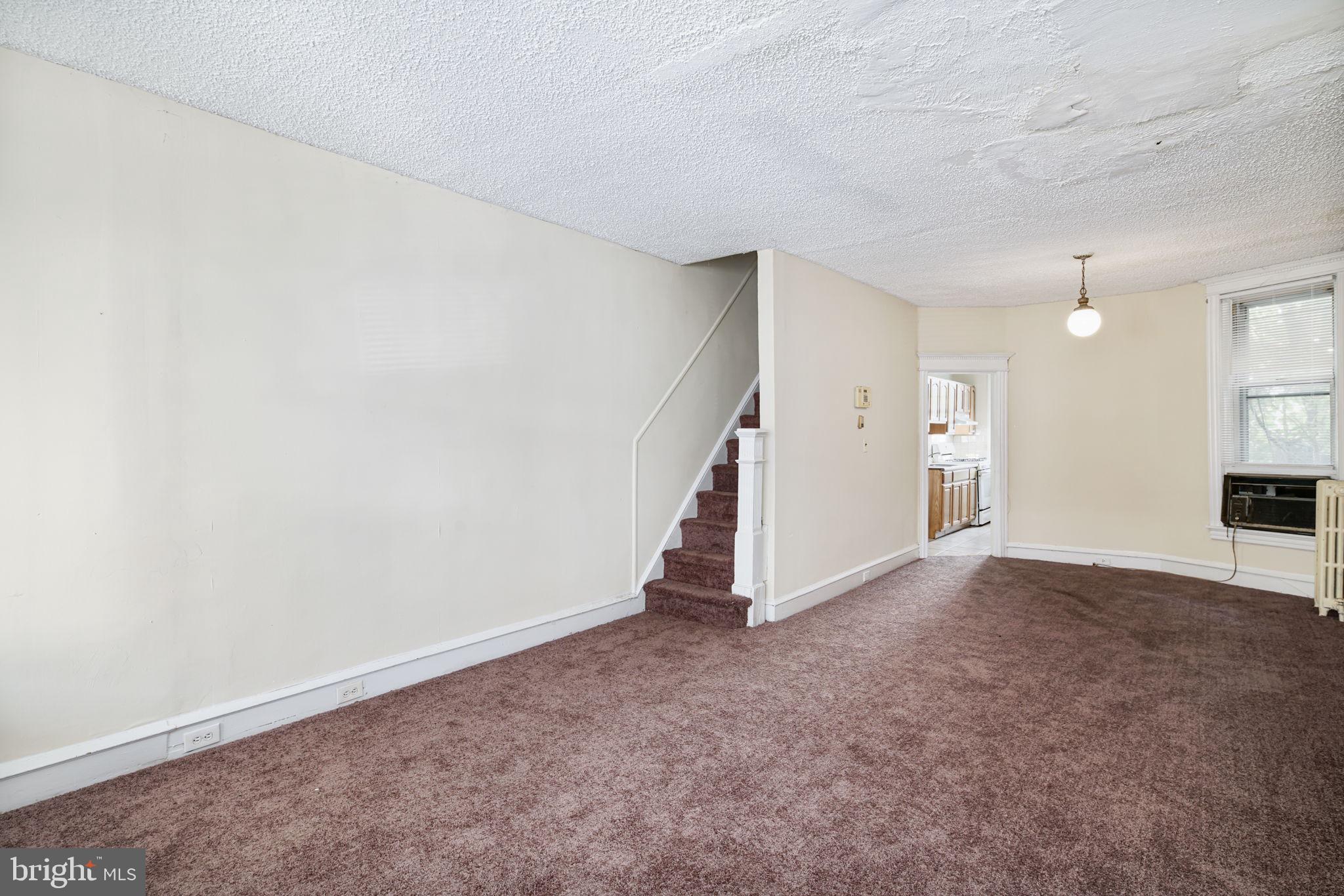 KENSINGTON - Residential