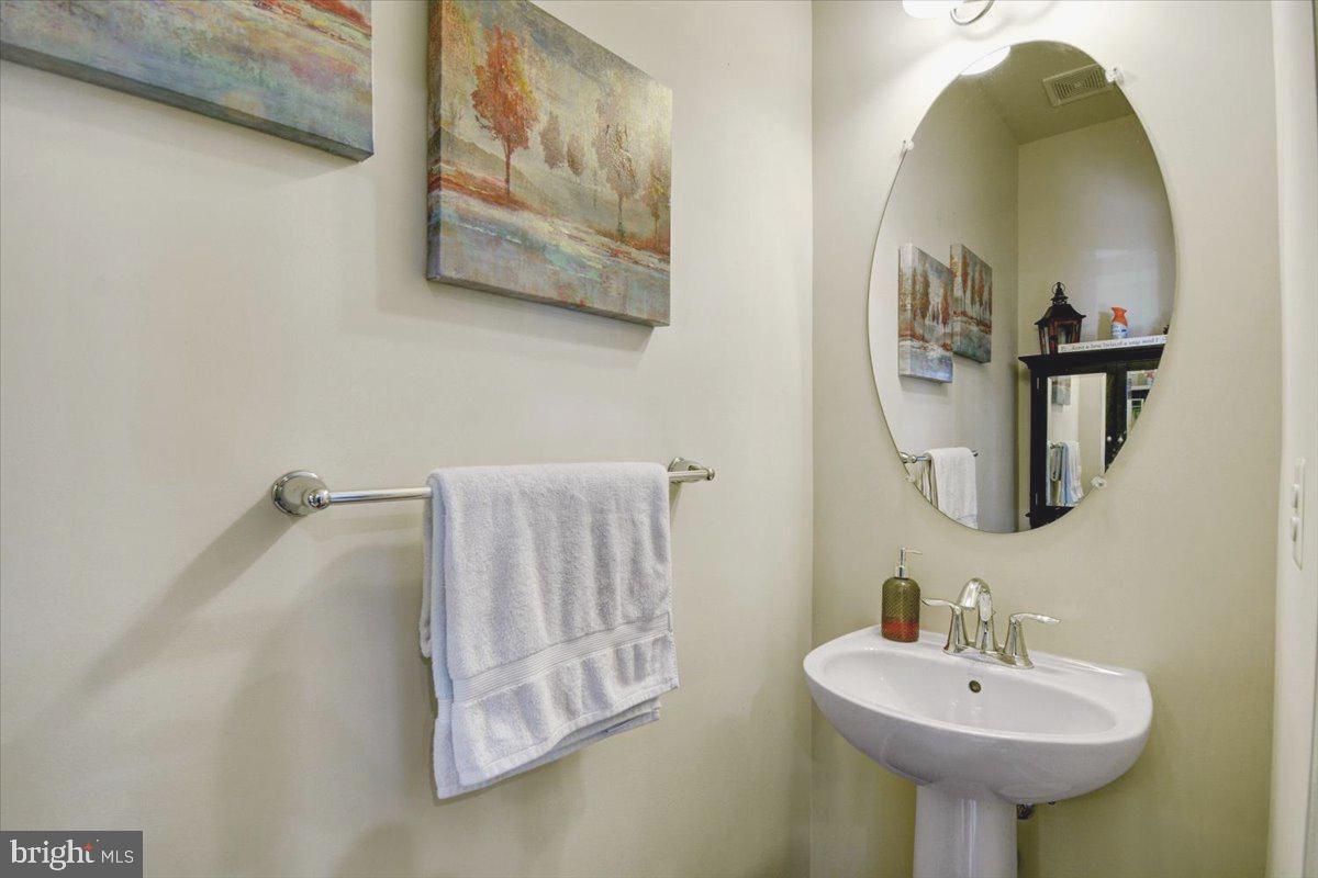 STONEHOUSE RUN - Residential