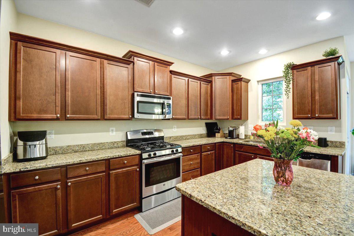 STONEHOUSE RUN - Residential