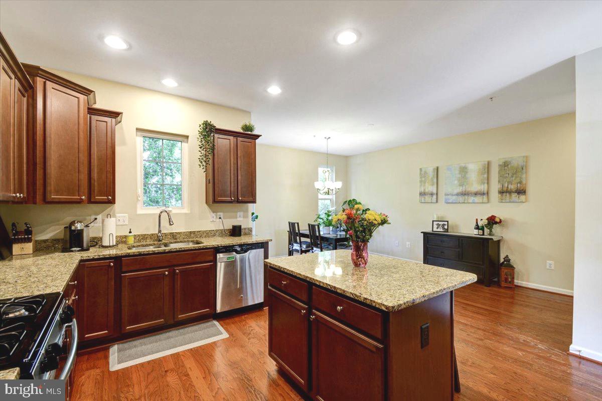 STONEHOUSE RUN - Residential