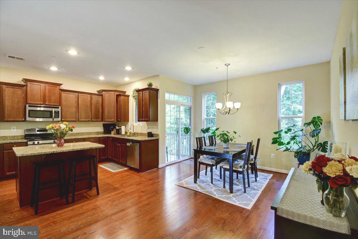 STONEHOUSE RUN - Residential