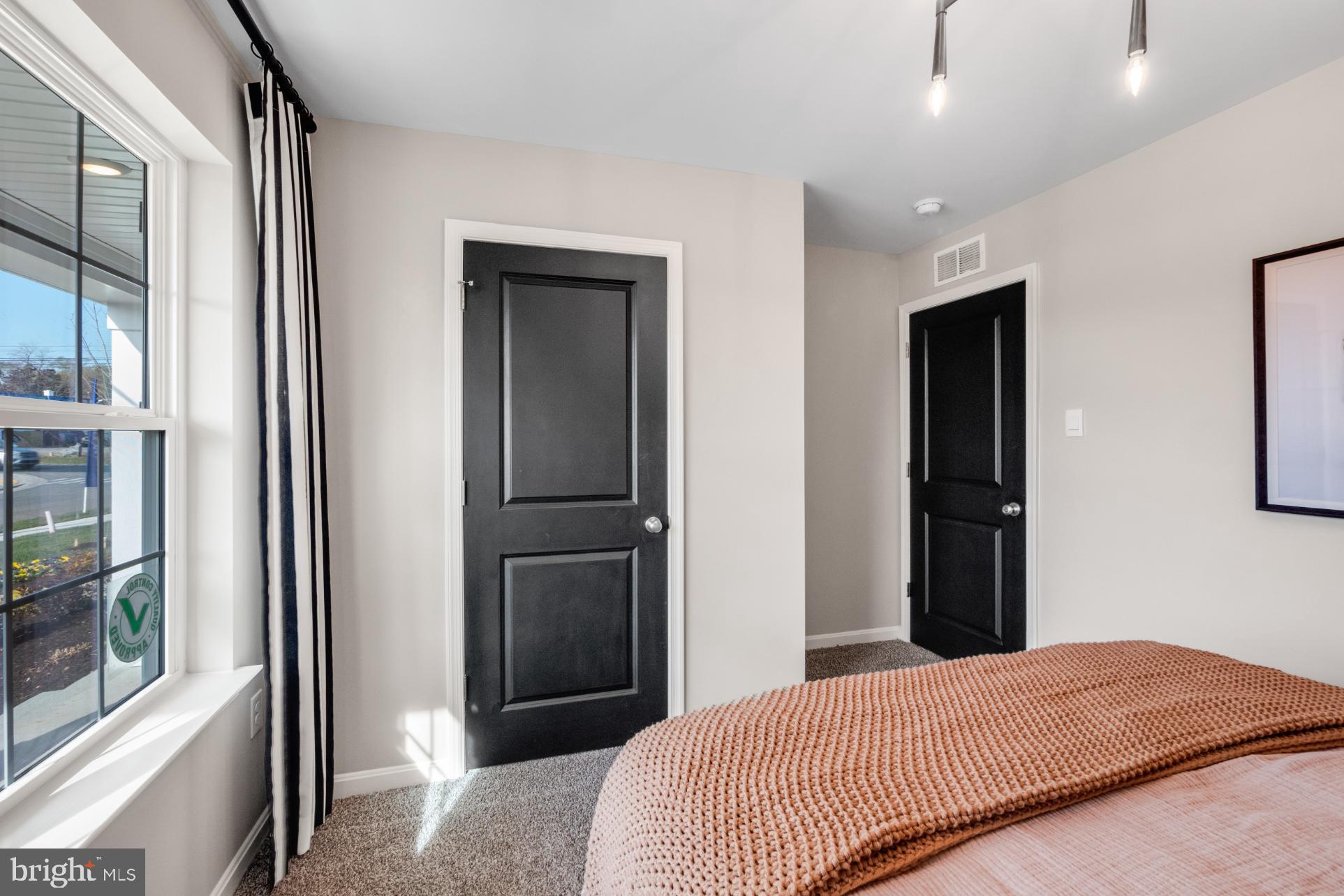 TOLLHOUSE WOODS - Residential