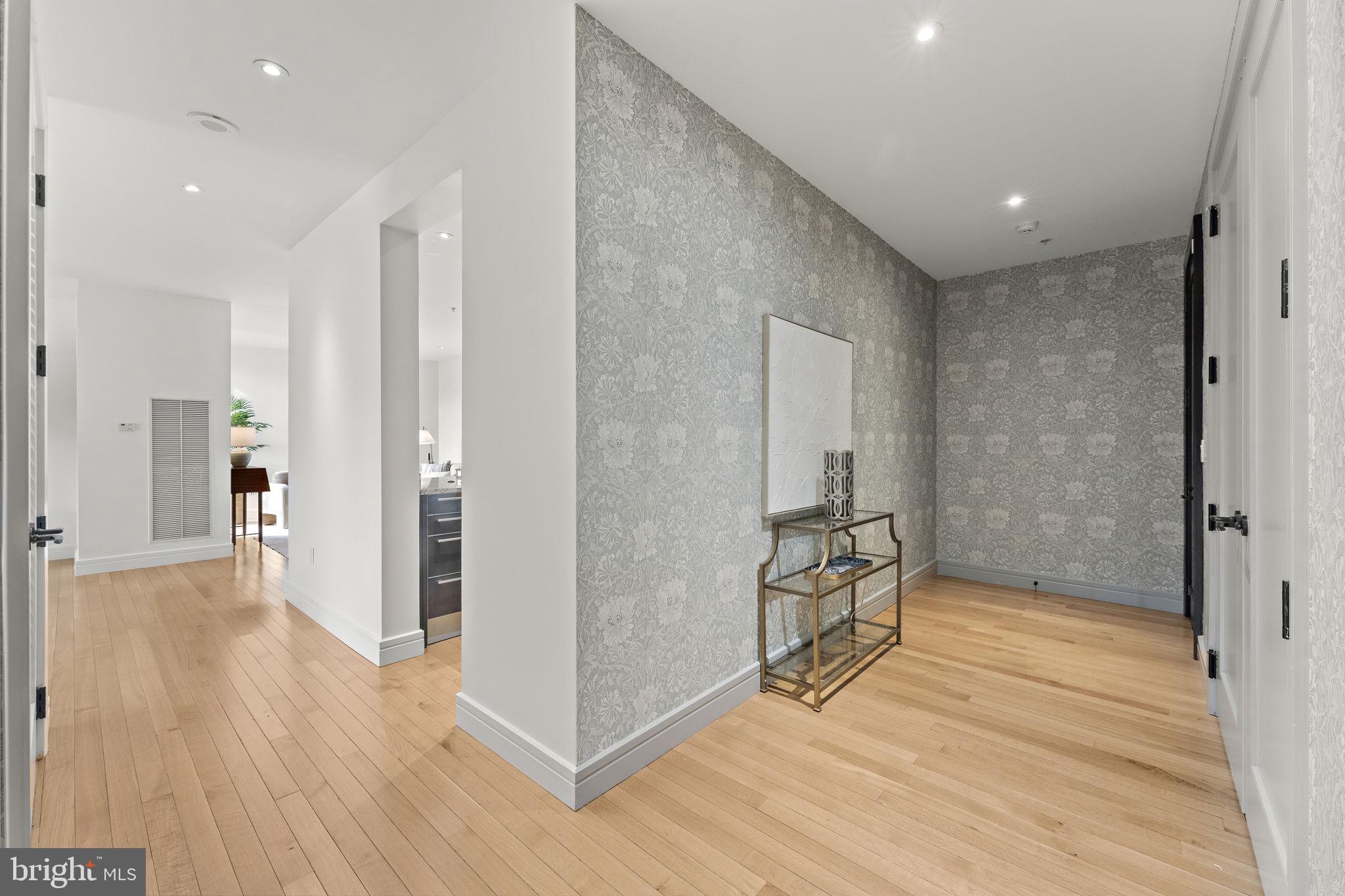 3303 WATER STREET NW 4L