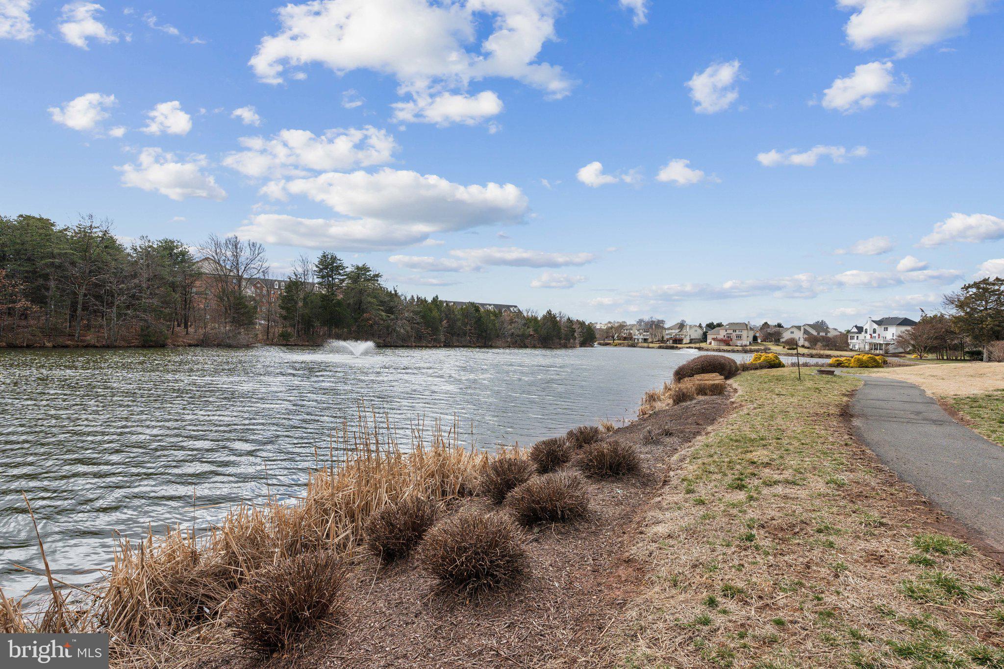 FARMWELL HUNT - Residential