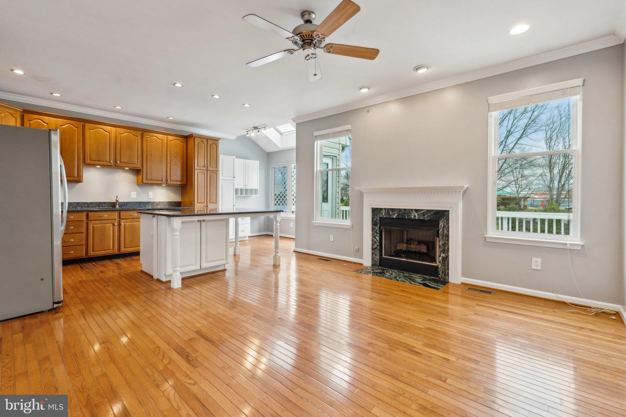 FARMWELL HUNT - Residential