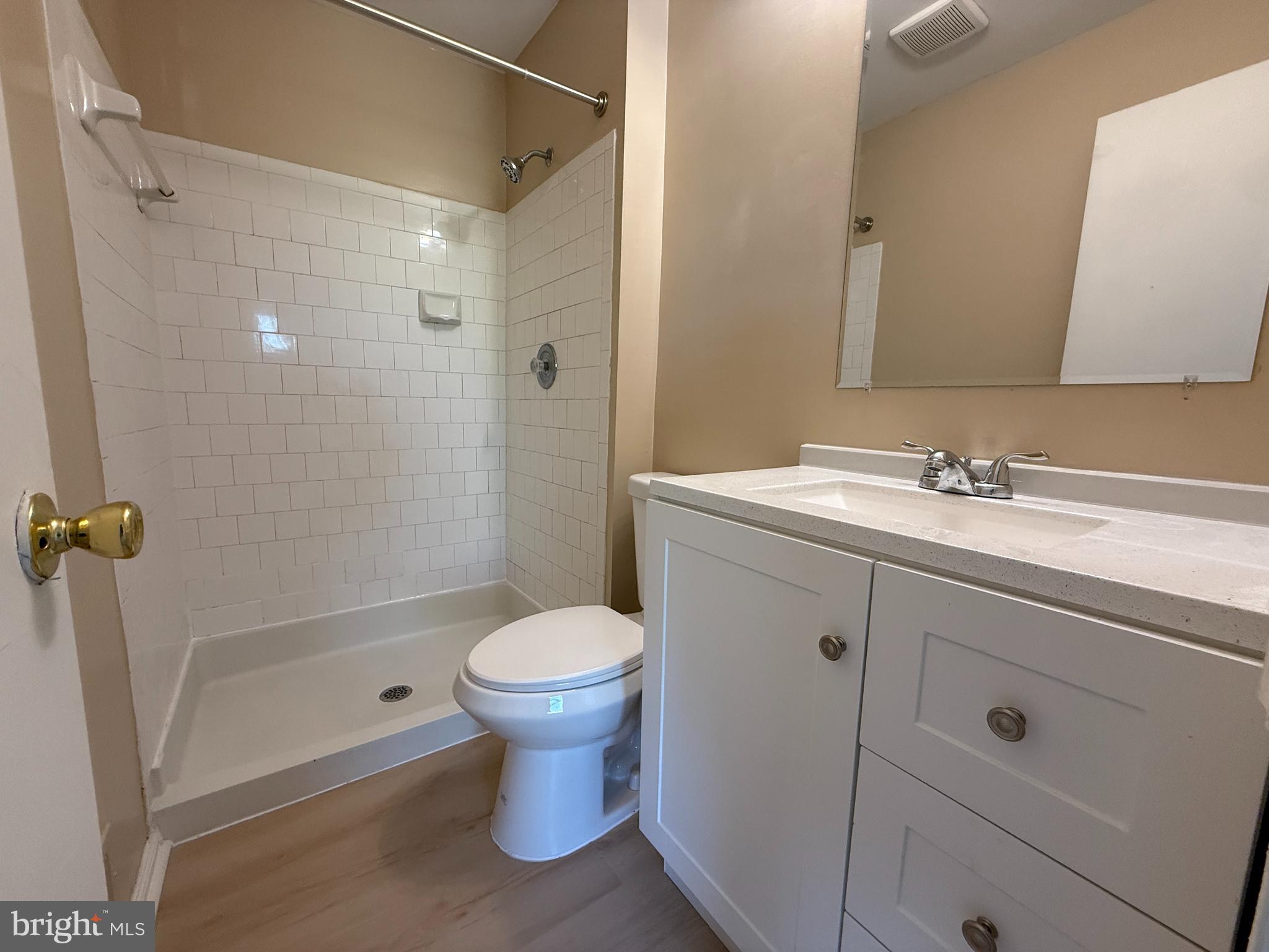 WINDING BROOK - Residential Lease