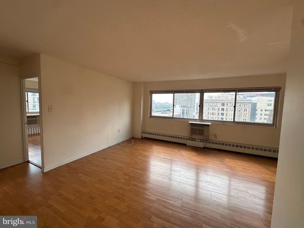 Photo of 2101 Chestnut Street #815, PHILADELPHIA, PA 19103 (MLS # PAPH2559028)