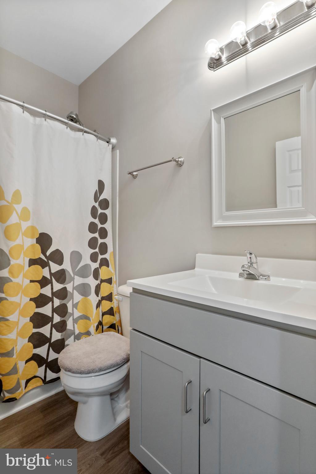 NADENBOUSCH PINES - Residential