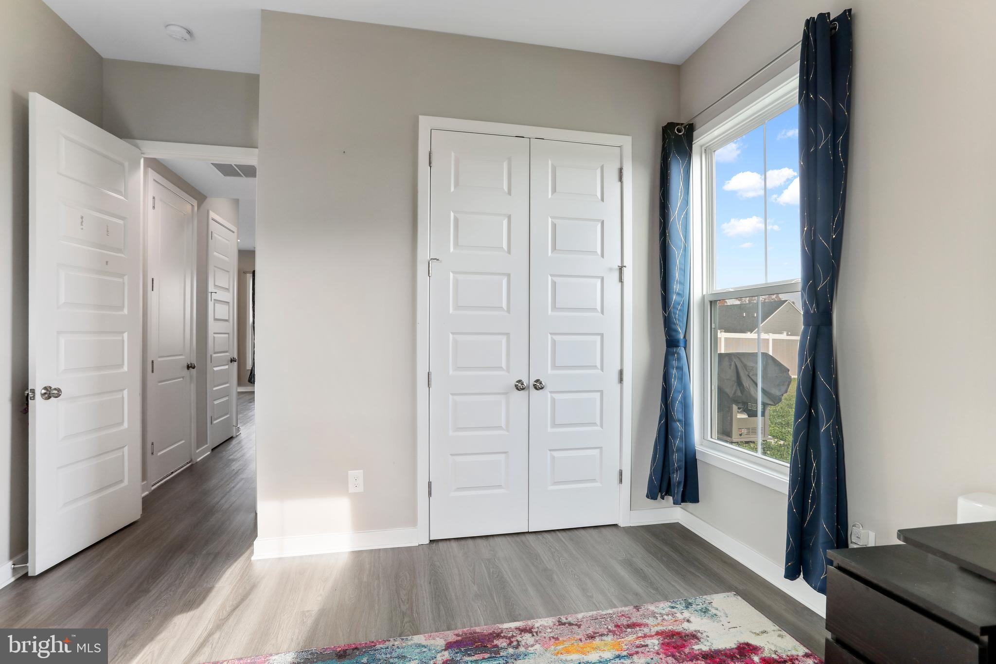 NADENBOUSCH PINES - Residential