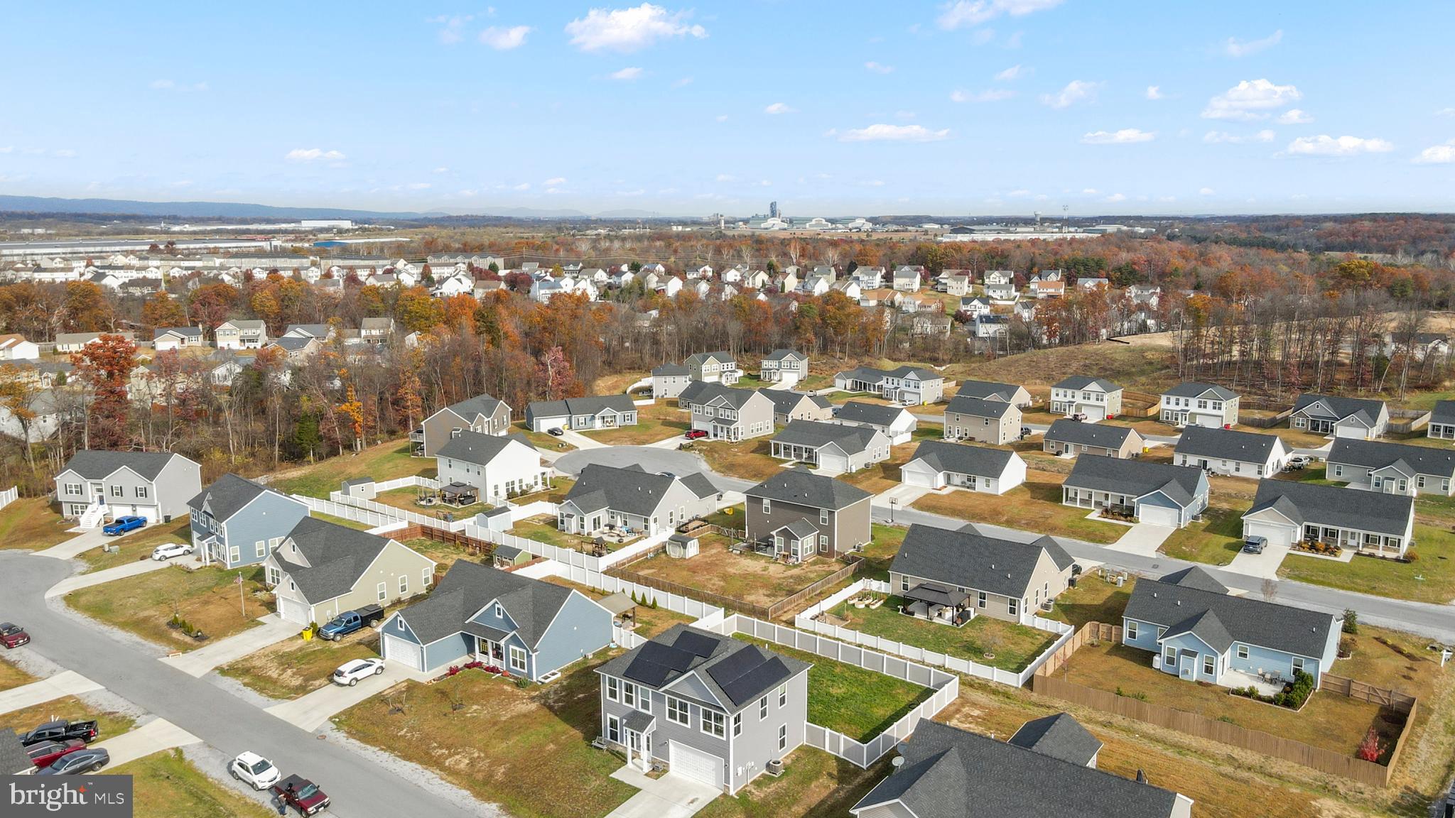 NADENBOUSCH PINES - Residential