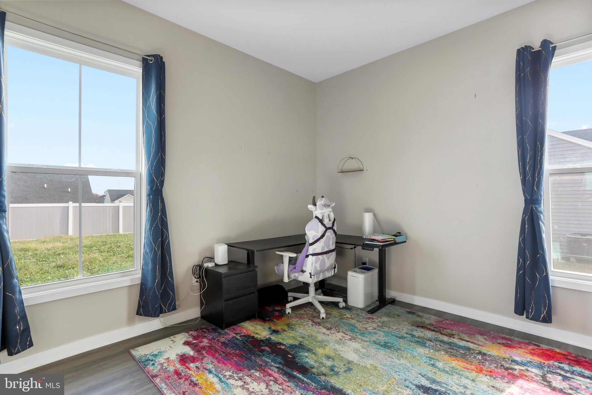 NADENBOUSCH PINES - Residential