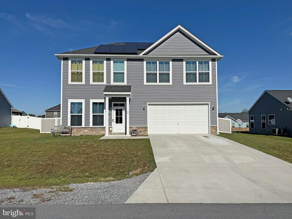 Photo of 32 Bonita Pine Trail, MARTINSBURG, WV 25405 (MLS # WVBE2044826)