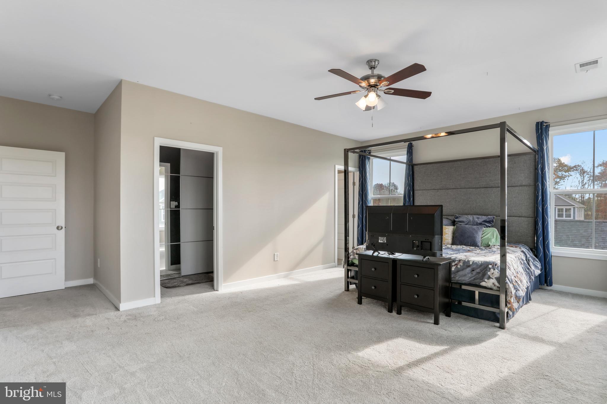 NADENBOUSCH PINES - Residential