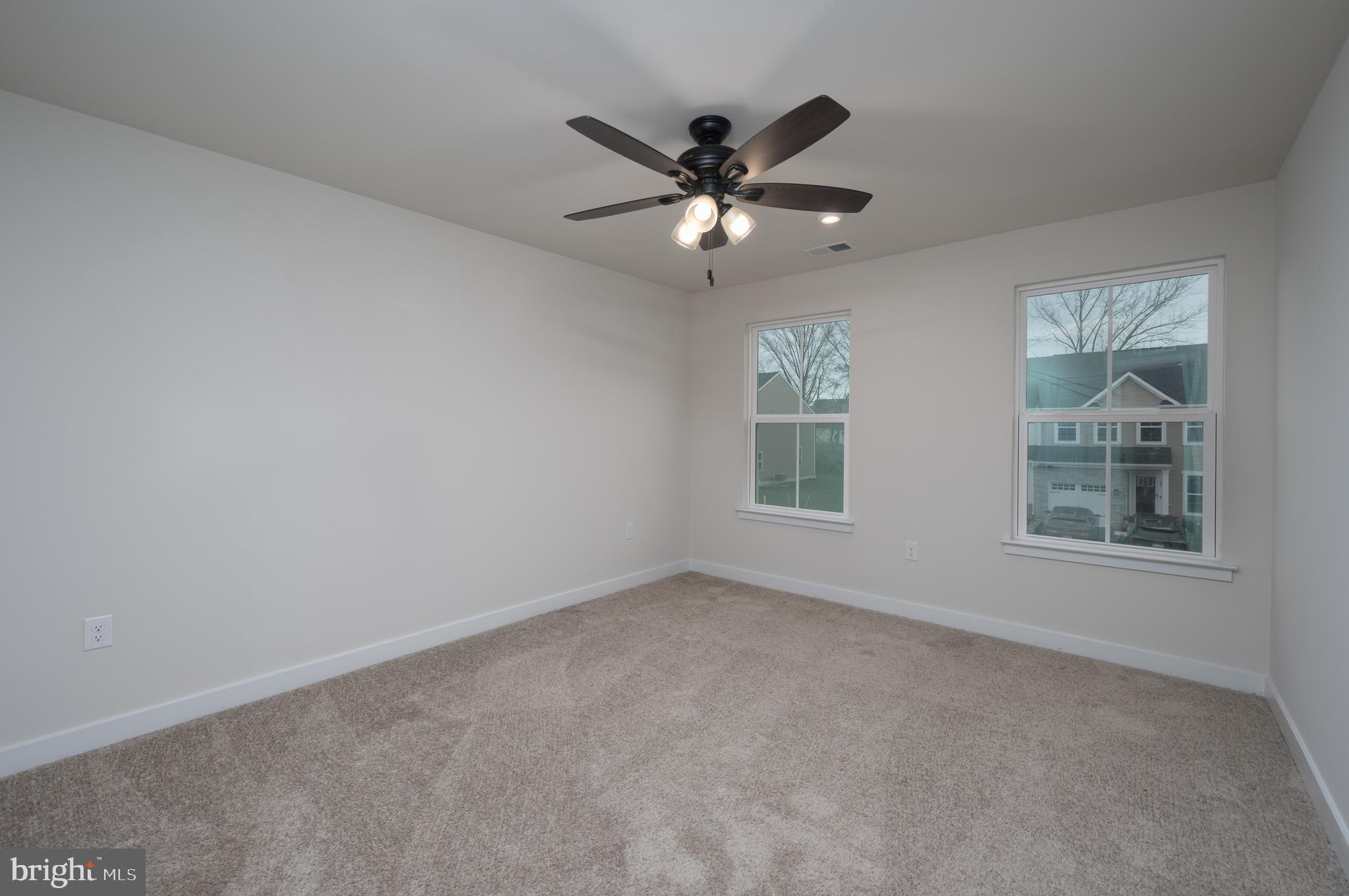 BRADBURY POINT - Residential