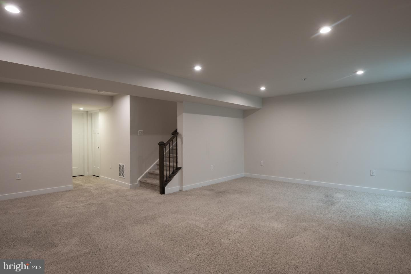 BRADBURY POINT - Residential