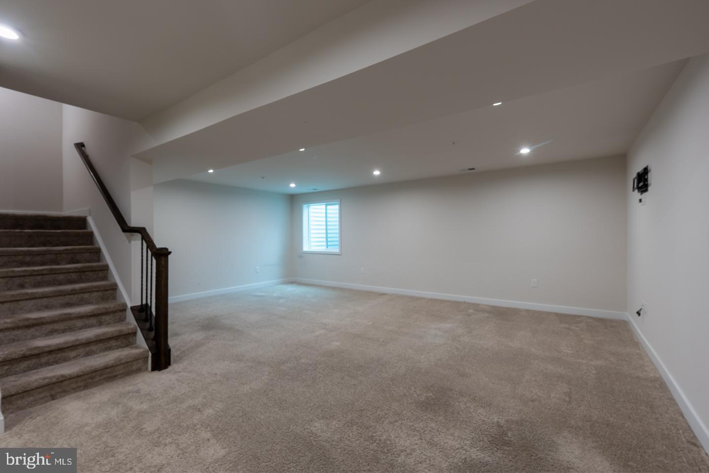 BRADBURY POINT - Residential