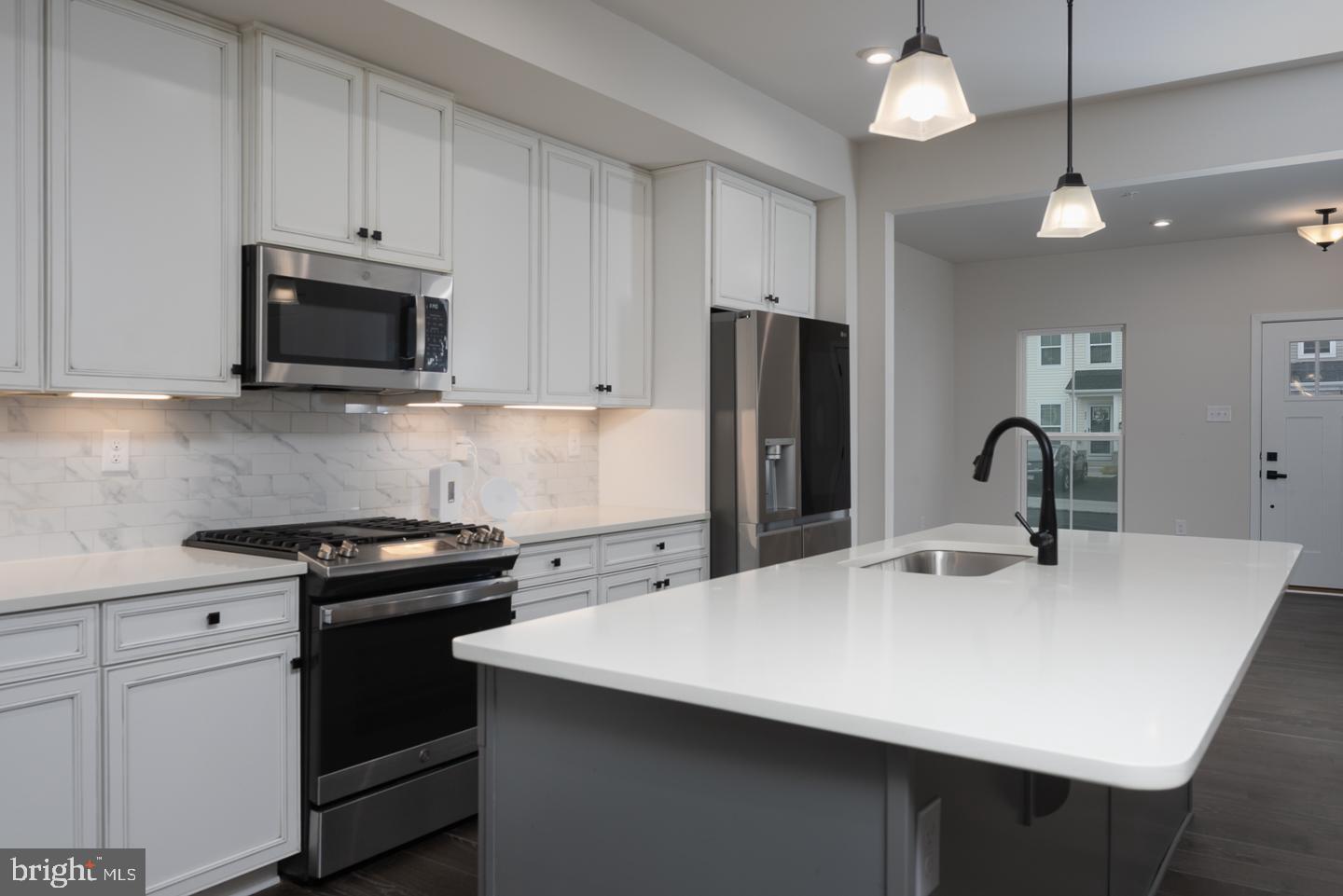 BRADBURY POINT - Residential