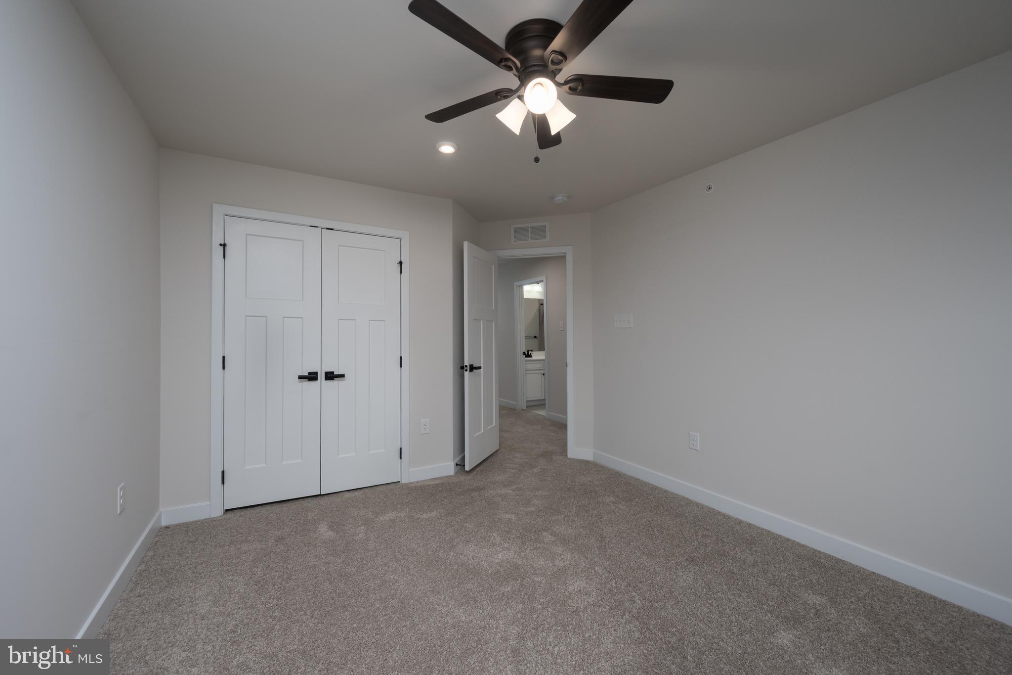 BRADBURY POINT - Residential