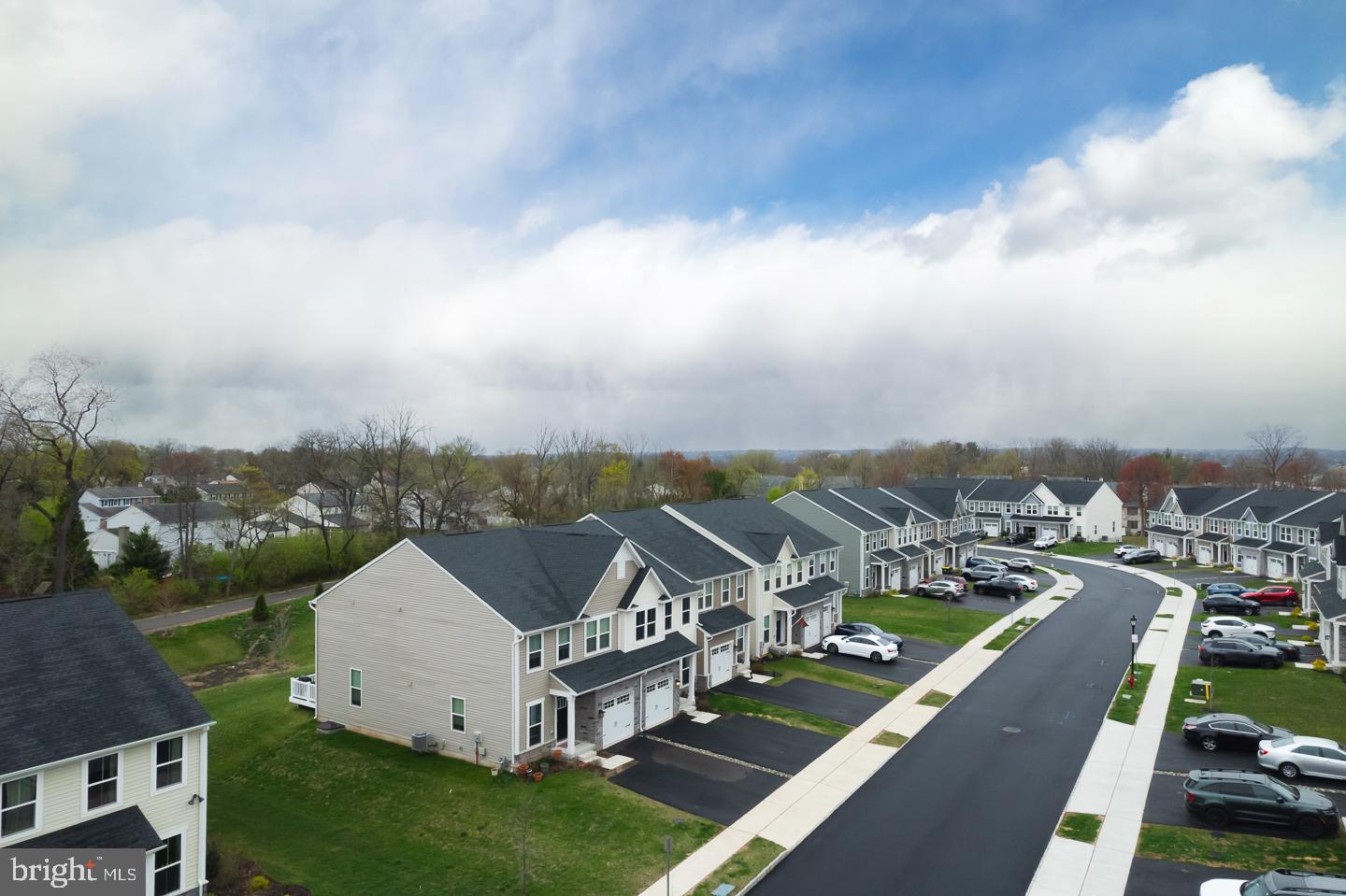 BRADBURY POINT - Residential