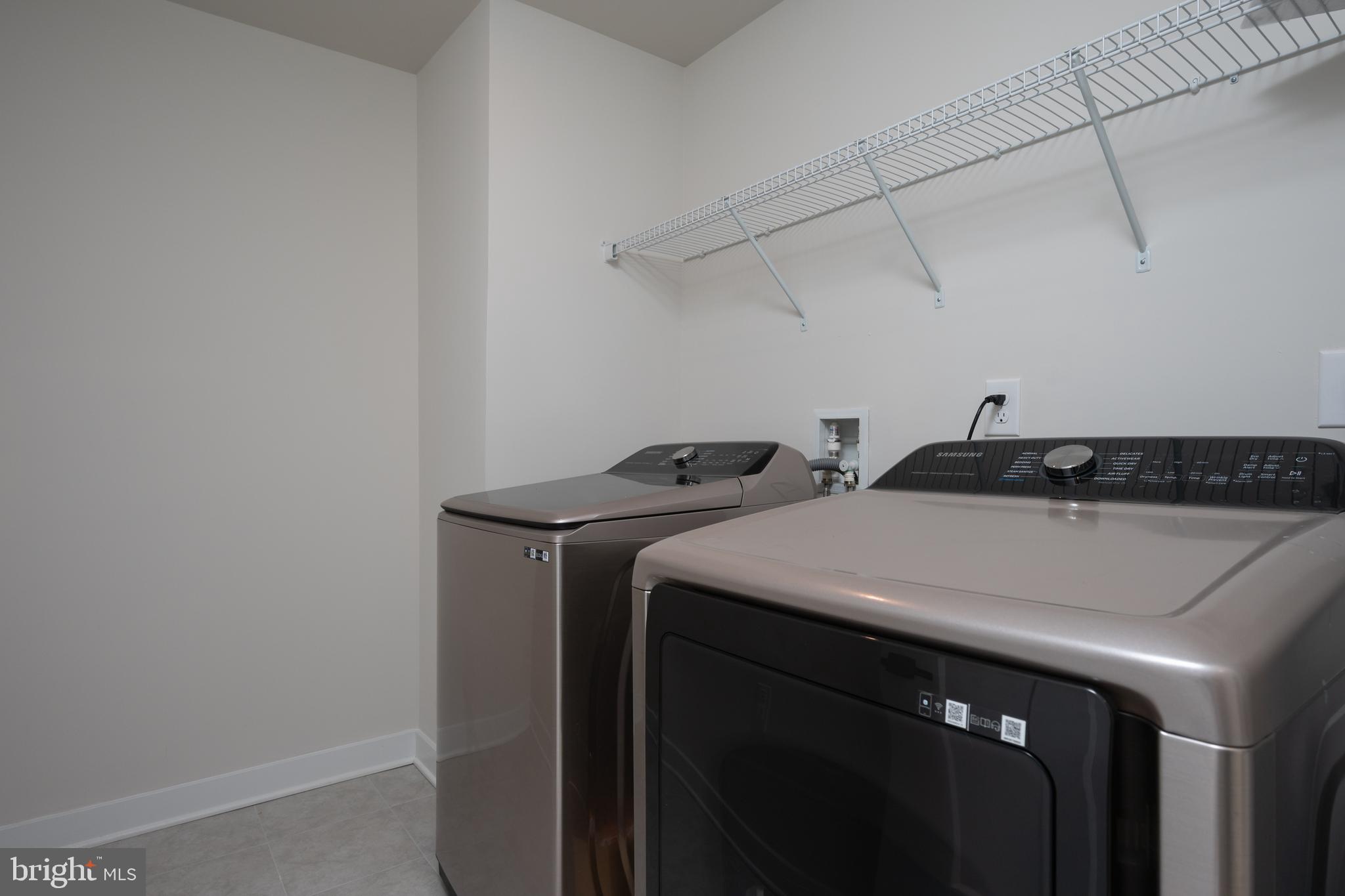 BRADBURY POINT - Residential