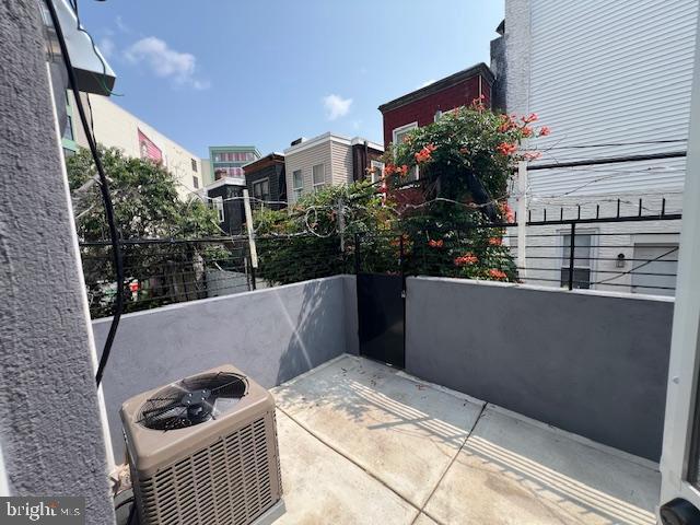 PHILADELPHIA - Residential