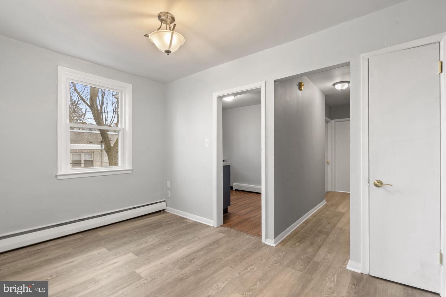 BEVERLY HILLS - Residential Income