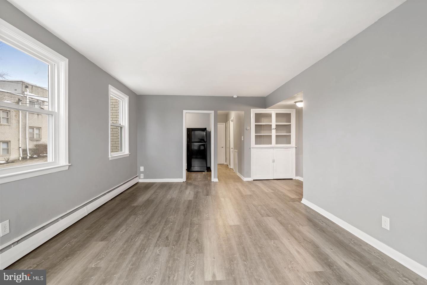 BEVERLY HILLS - Residential Income