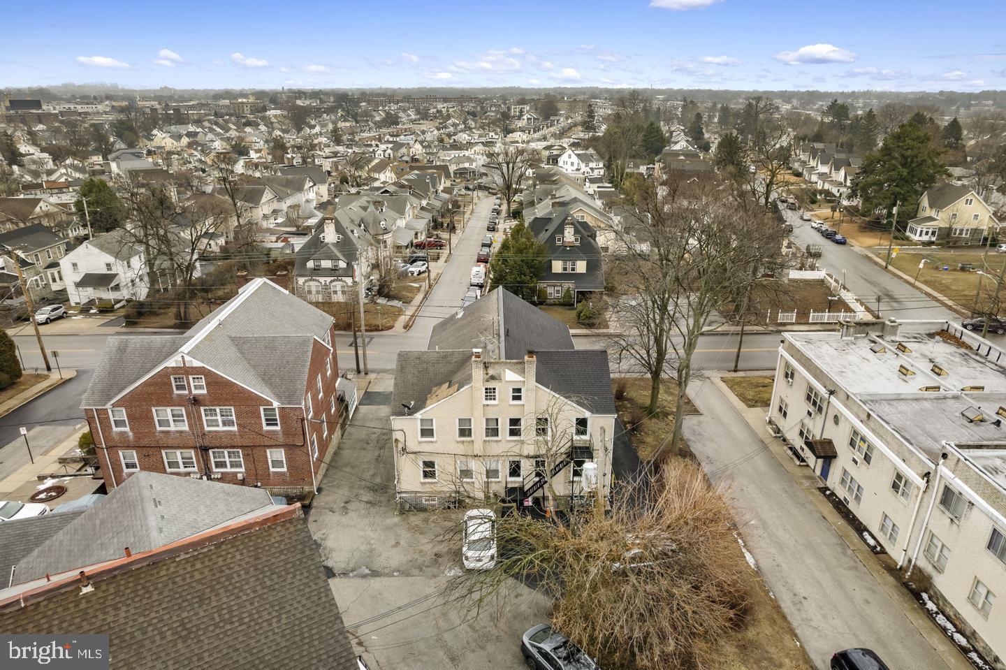 BEVERLY HILLS - Residential Income