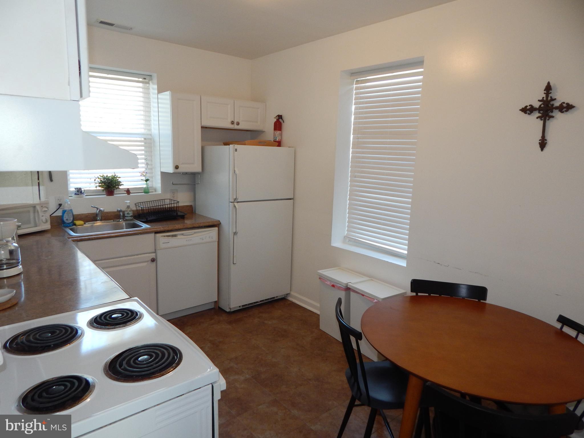 CATONSVILLE - Residential Income