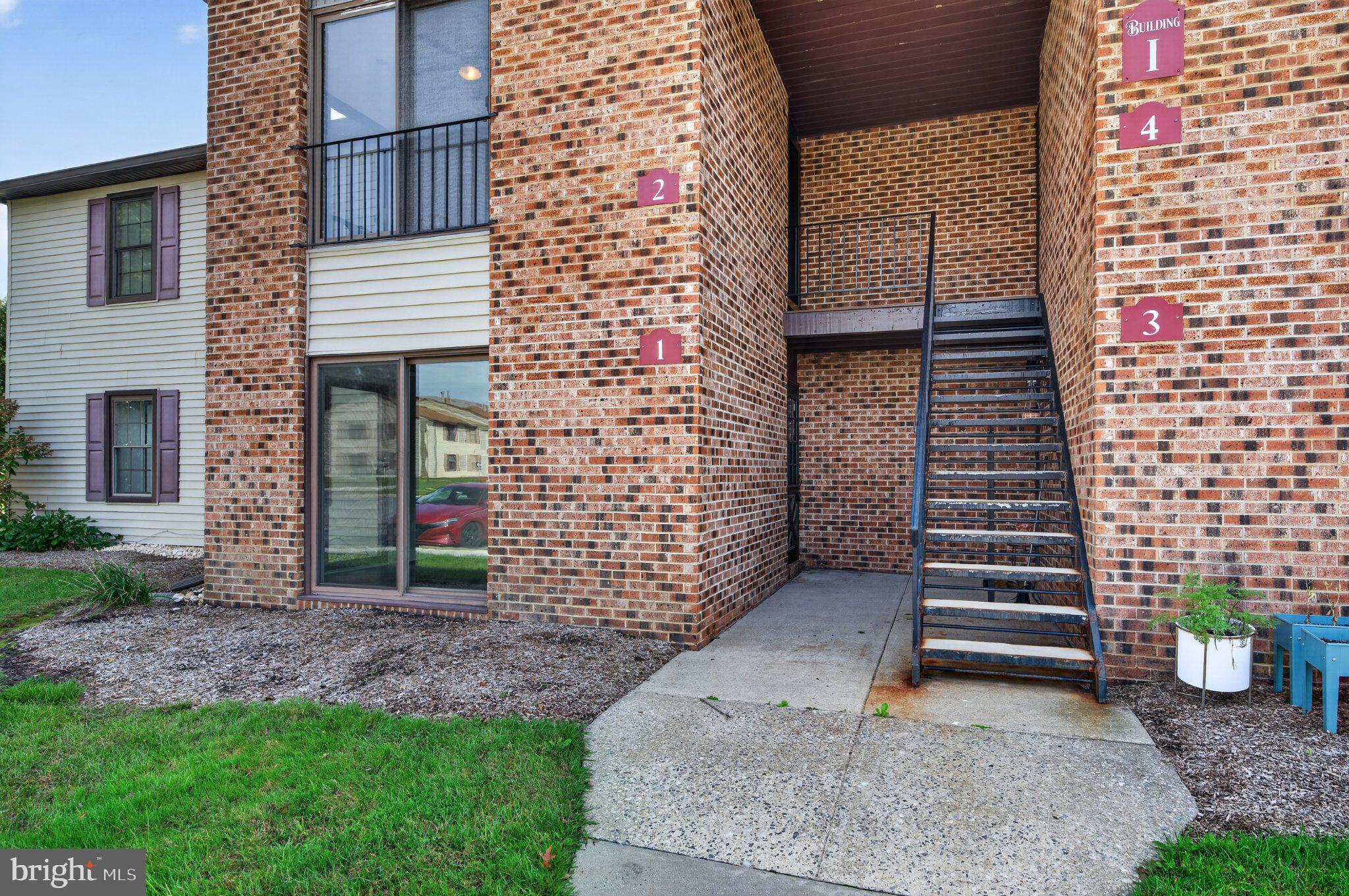 1 DEVON PLACE