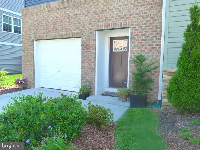 BERKELEY RIDGE - Residential Lease