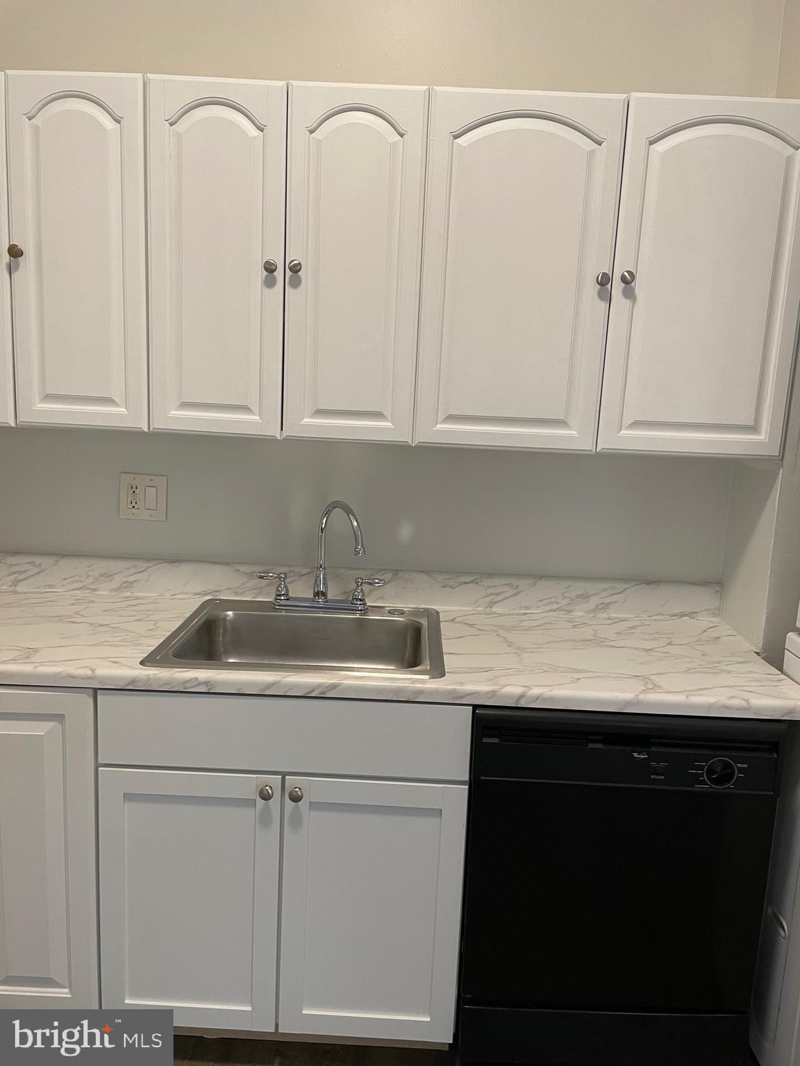 NORMANDIE ON THE LAKE II - Residential