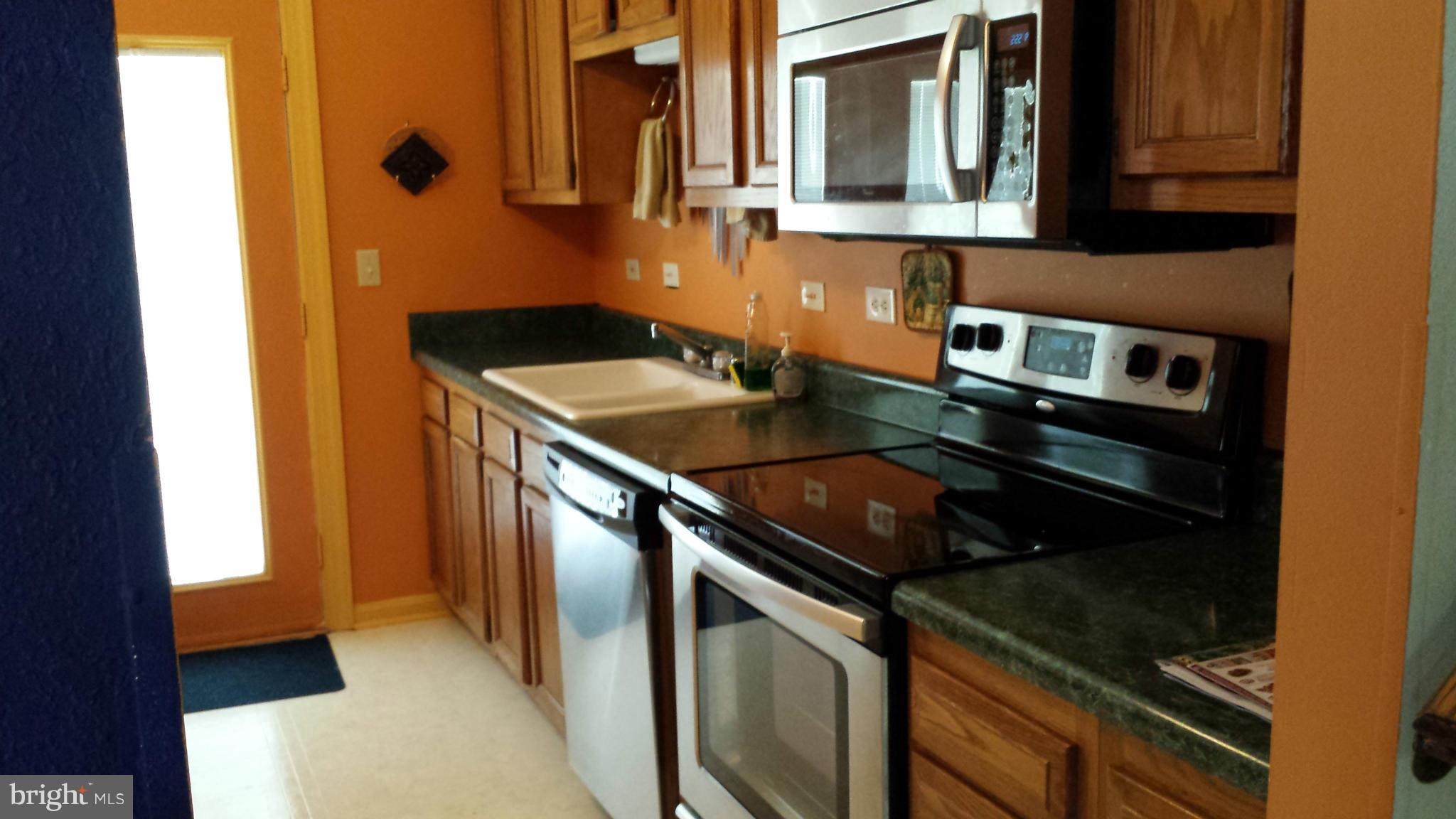 GRANTWOOD ACRES - Residential