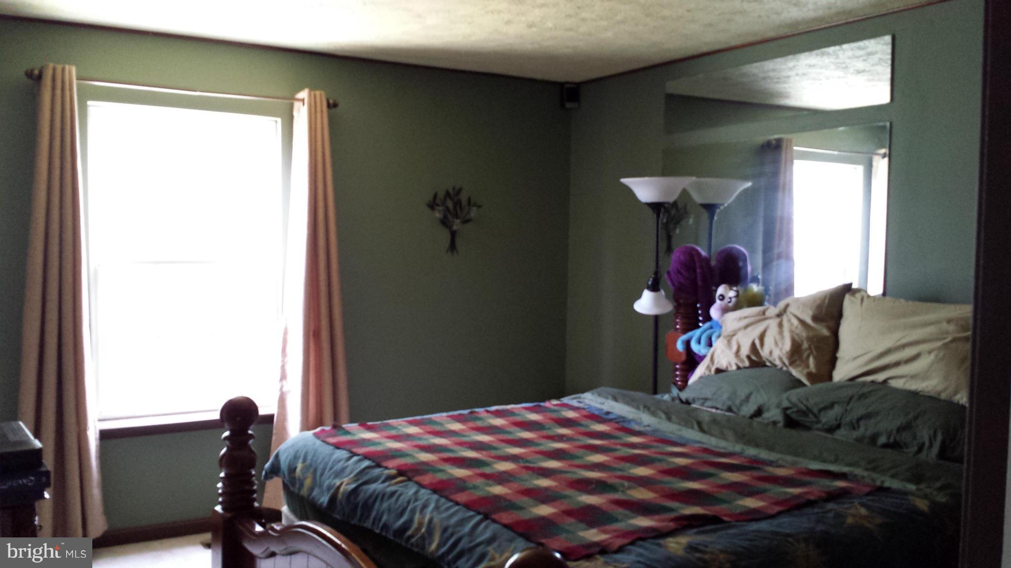 GRANTWOOD ACRES - Residential