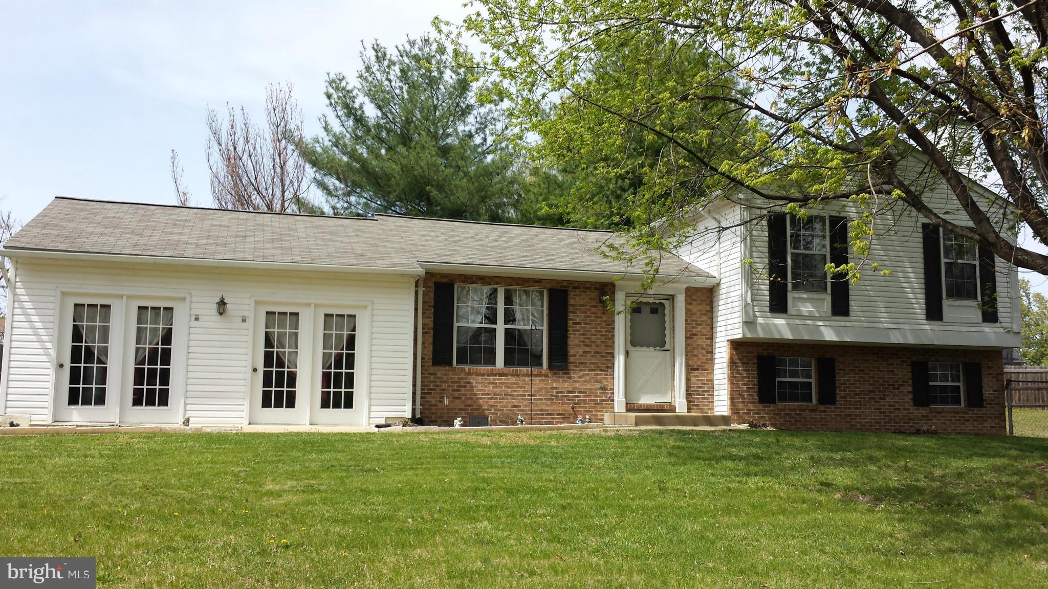 GRANTWOOD ACRES - Residential