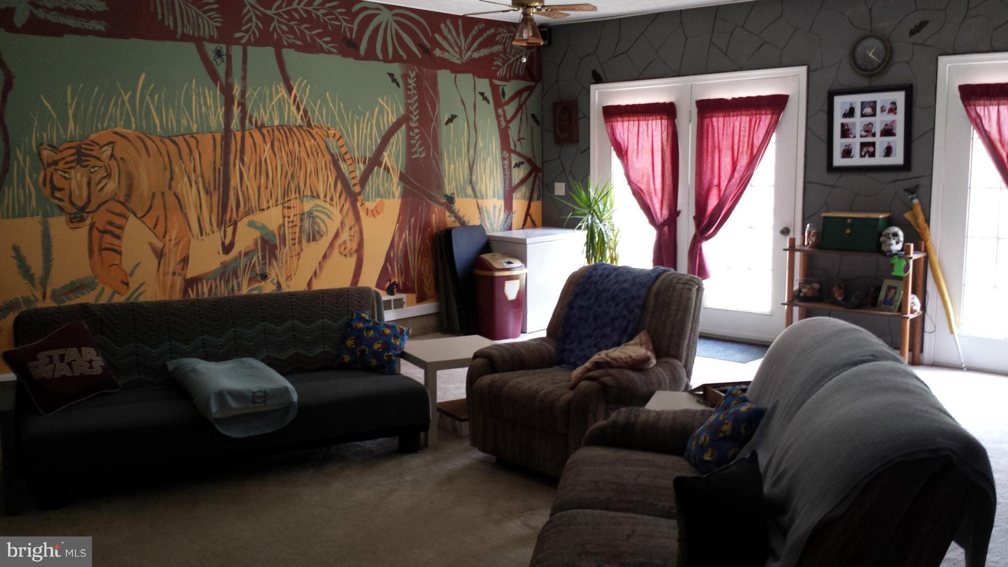 GRANTWOOD ACRES - Residential