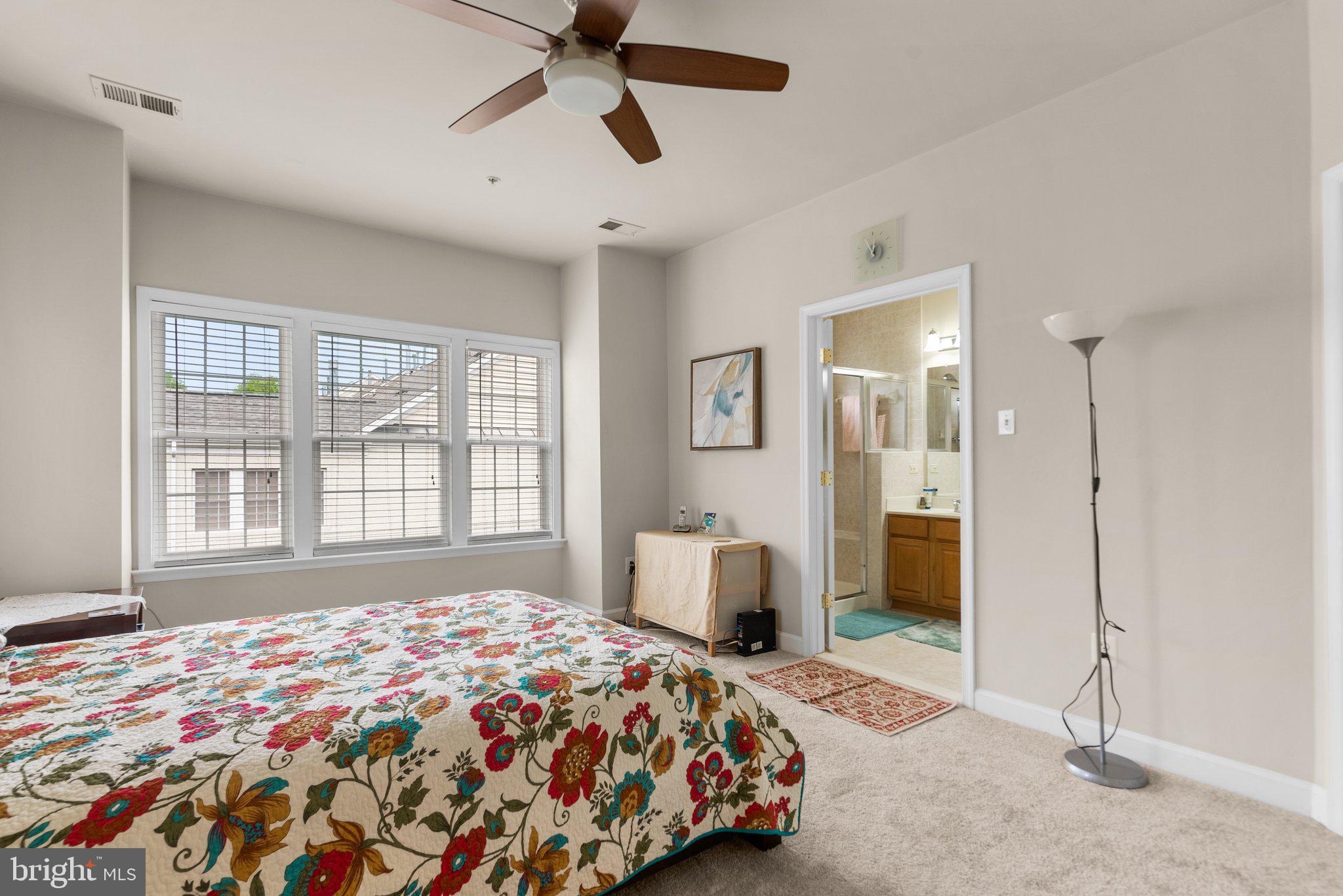 KING FARM - Residential