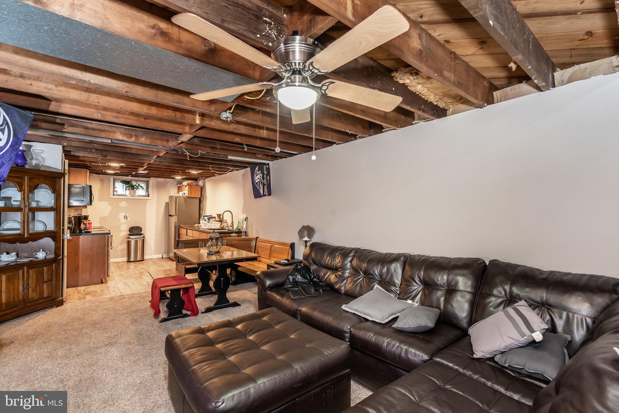 CRESTWOOD - Residential