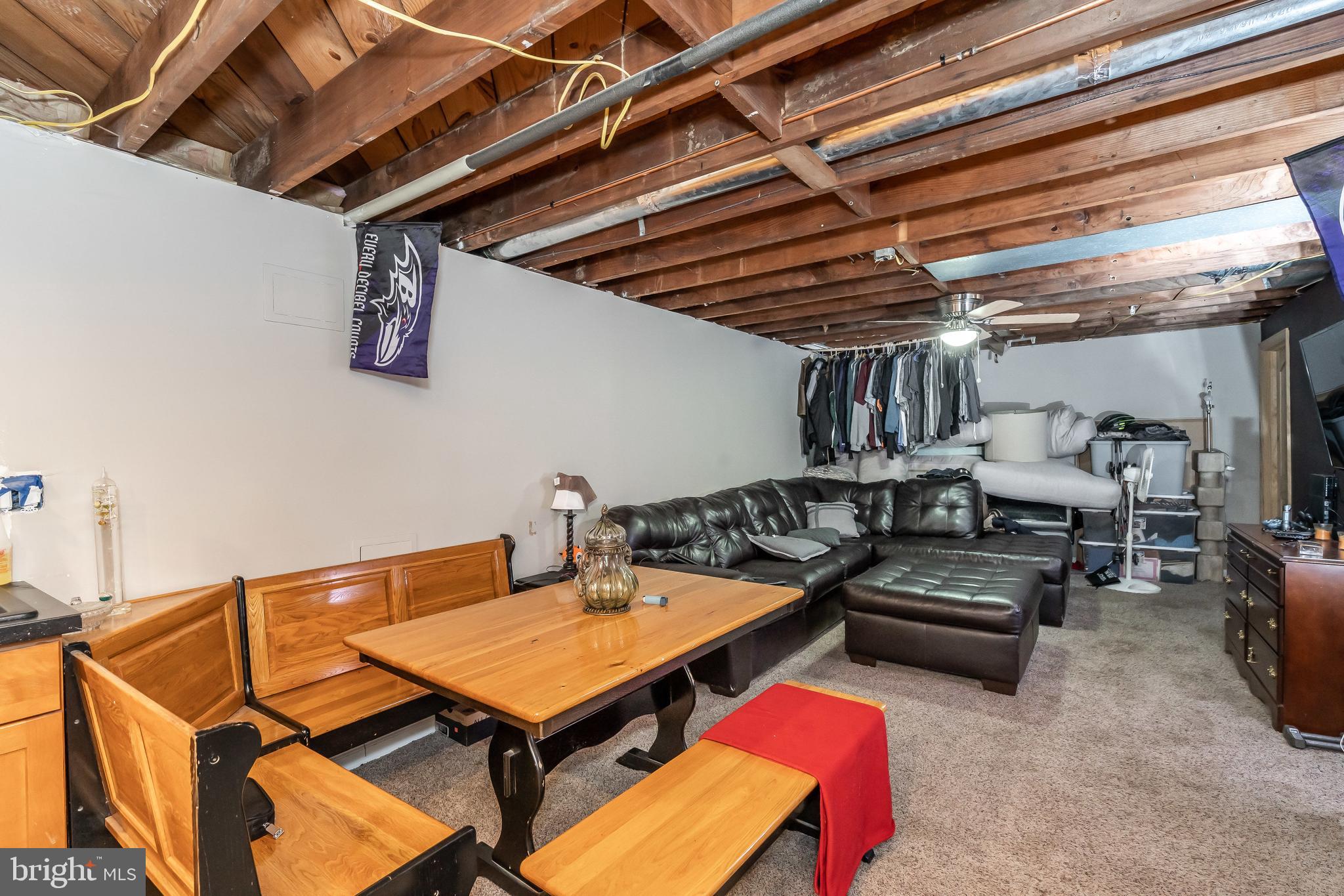 CRESTWOOD - Residential