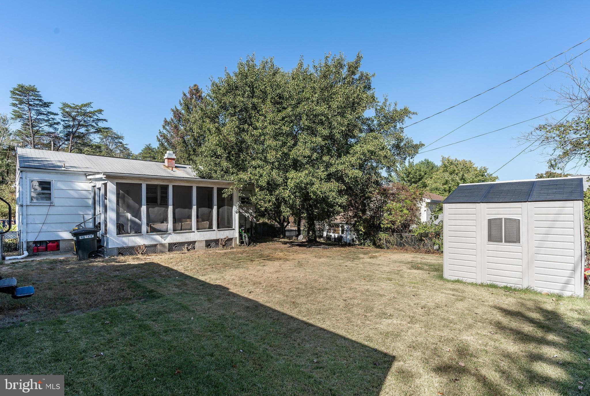 CRESTWOOD - Residential