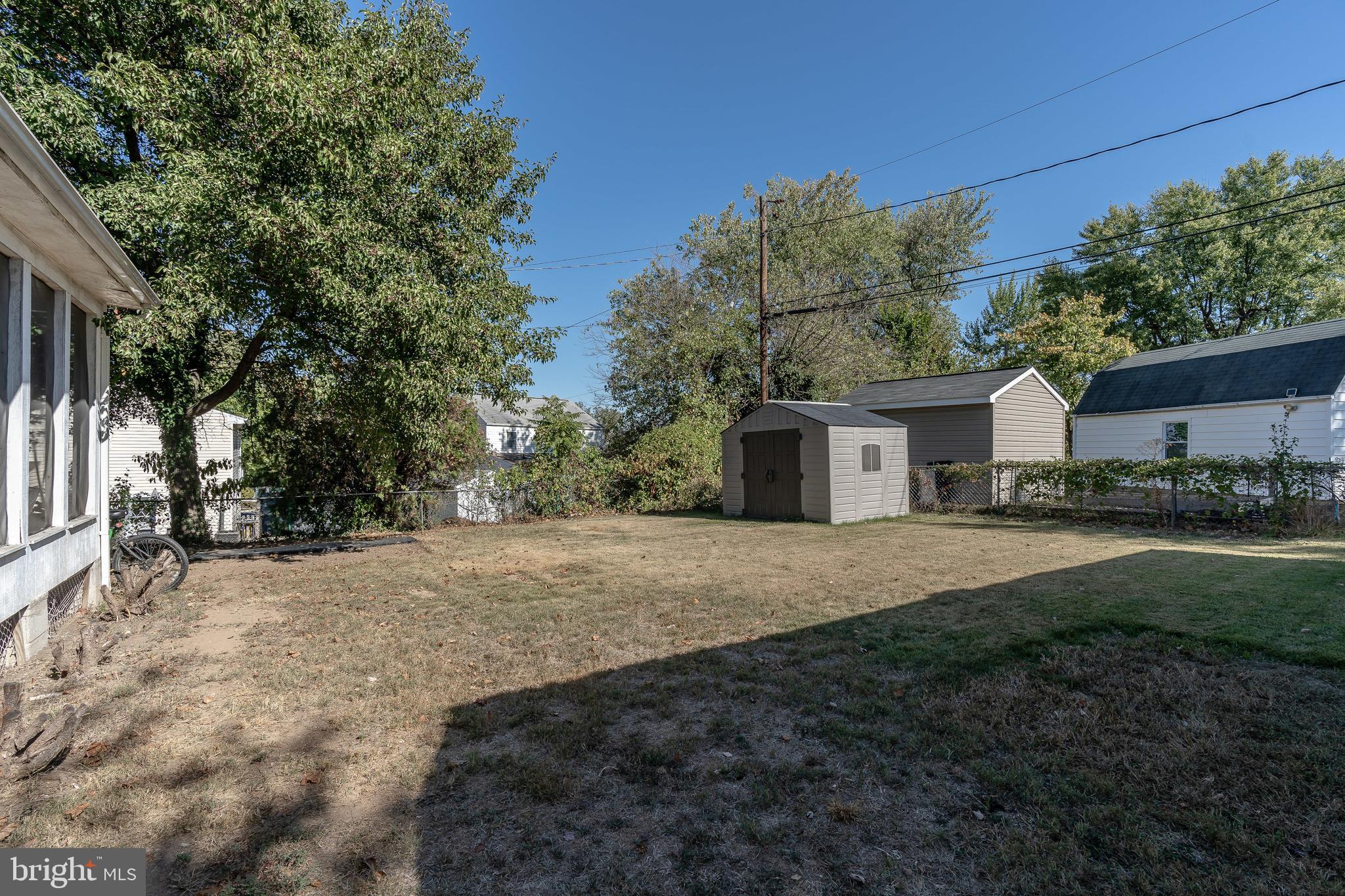 CRESTWOOD - Residential