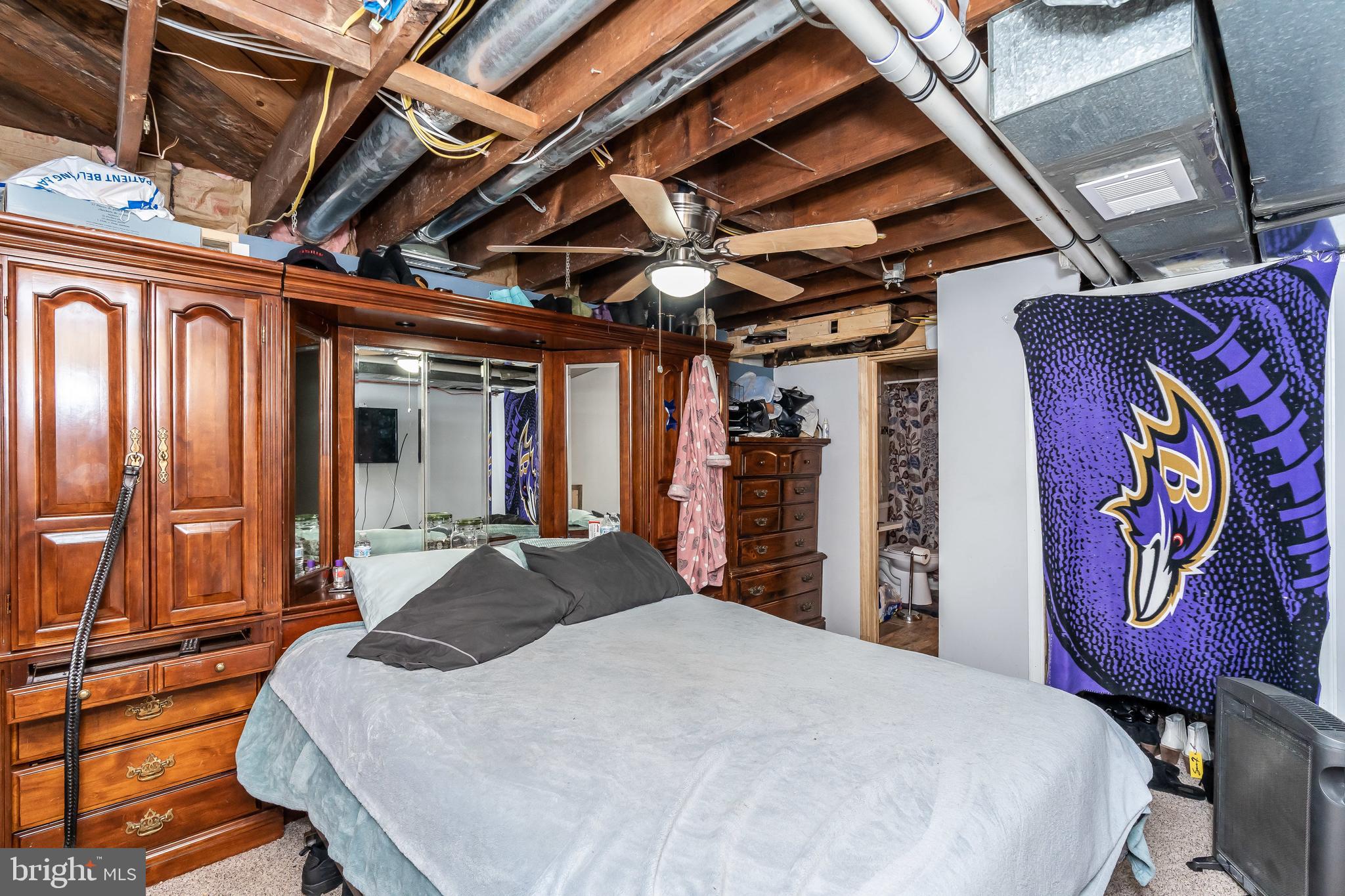 CRESTWOOD - Residential