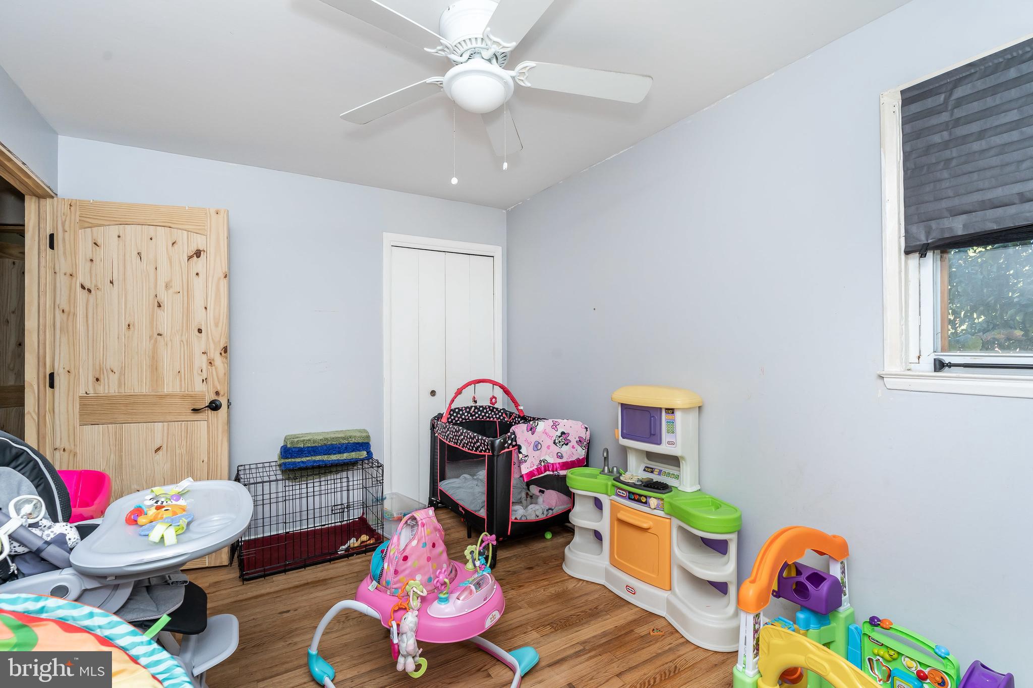 CRESTWOOD - Residential