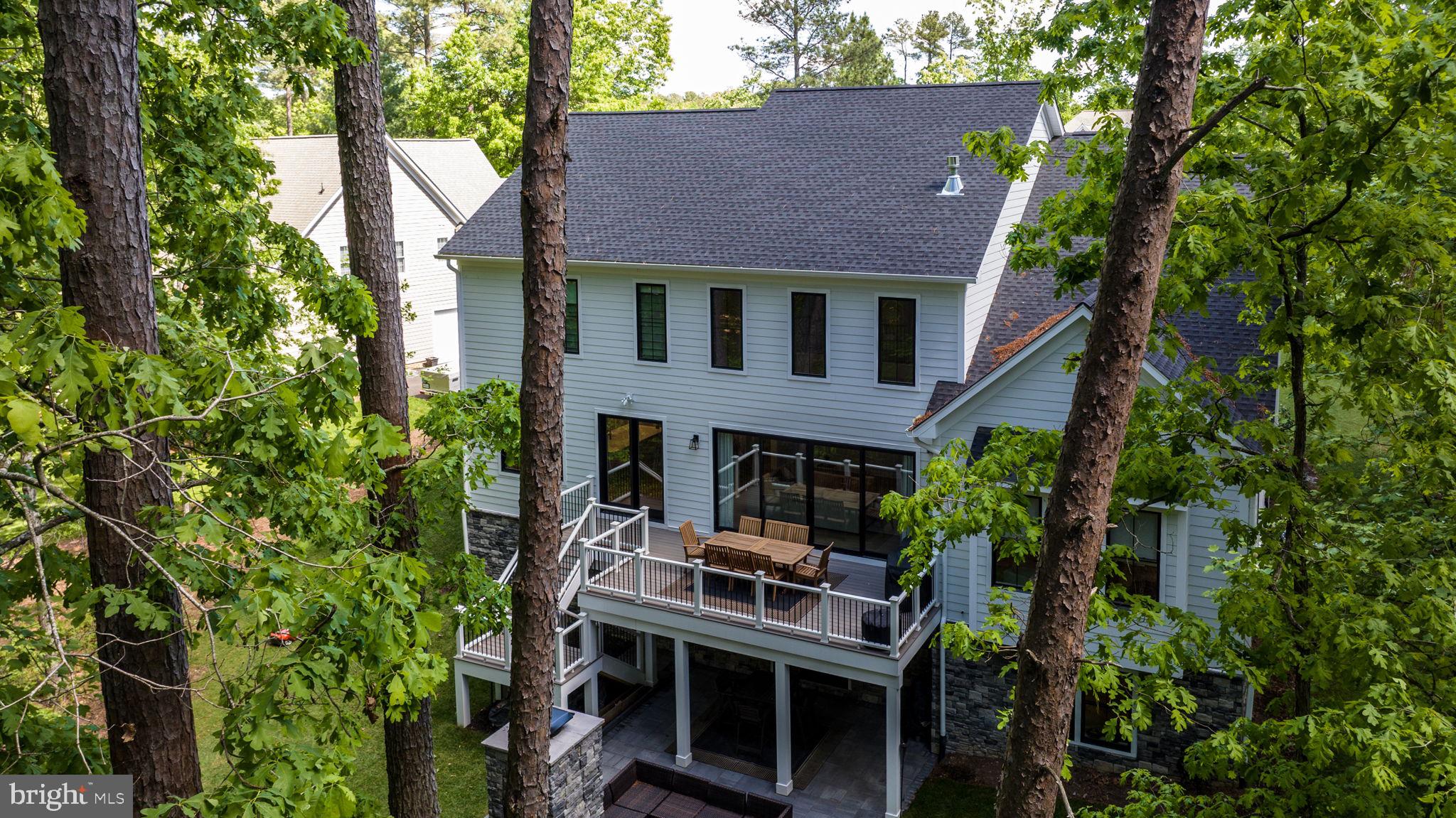 WATER EDGE ESTATES - Residential