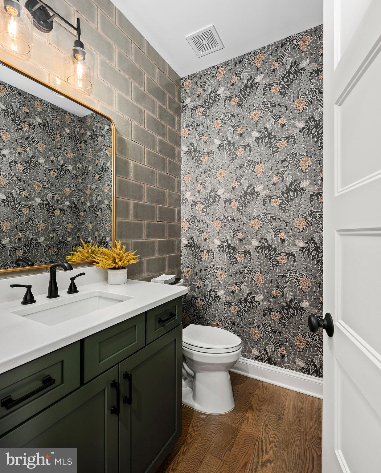 WATER EDGE ESTATES - Residential